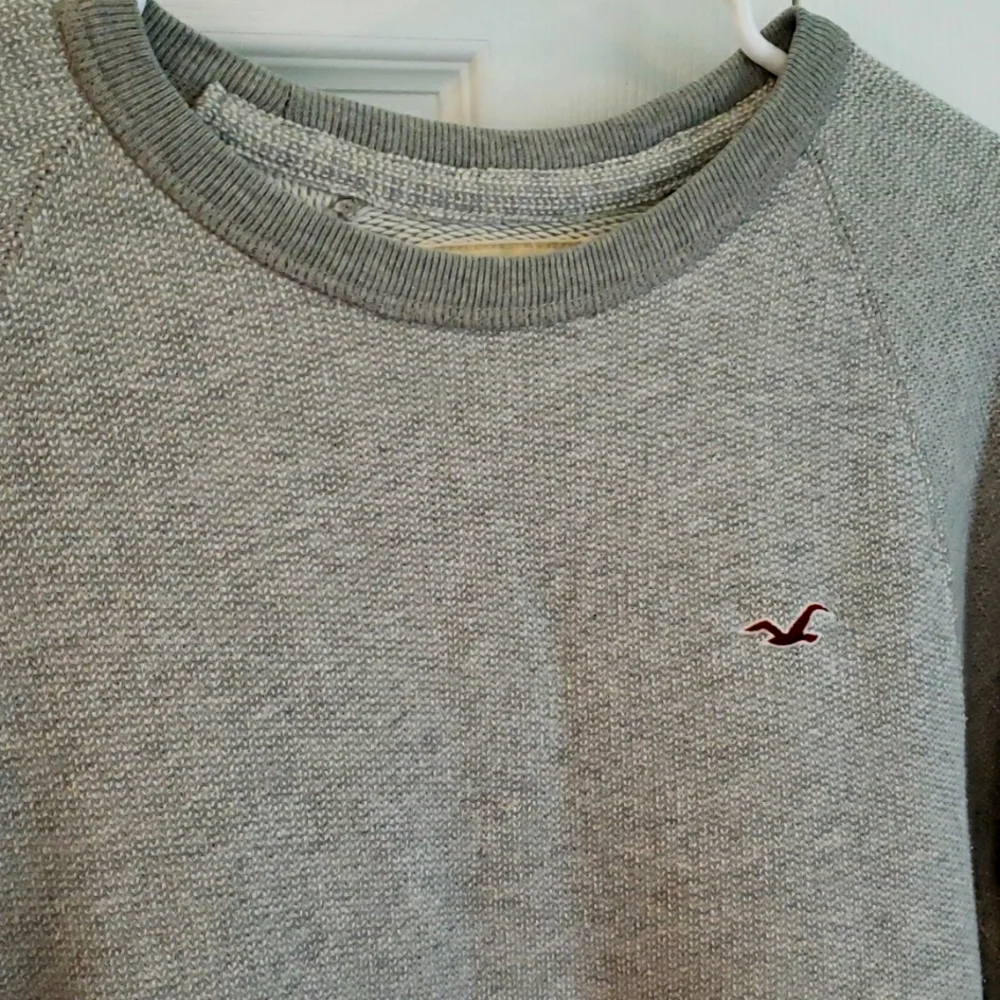 Hollister Mens Gray Thermal Knit Long Sleeve Shirt Medium